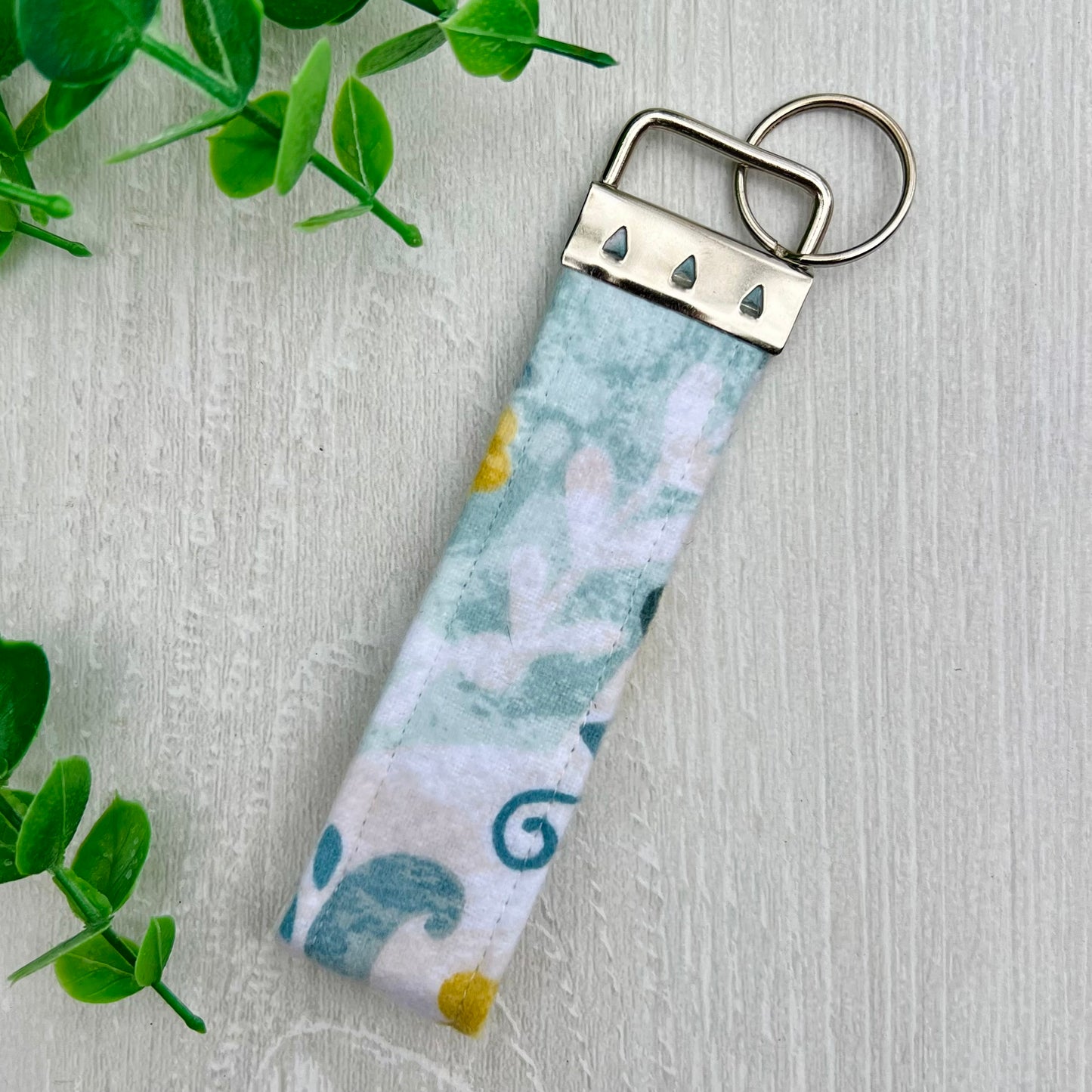 Floral Medallion - Fabric Keychain Handle