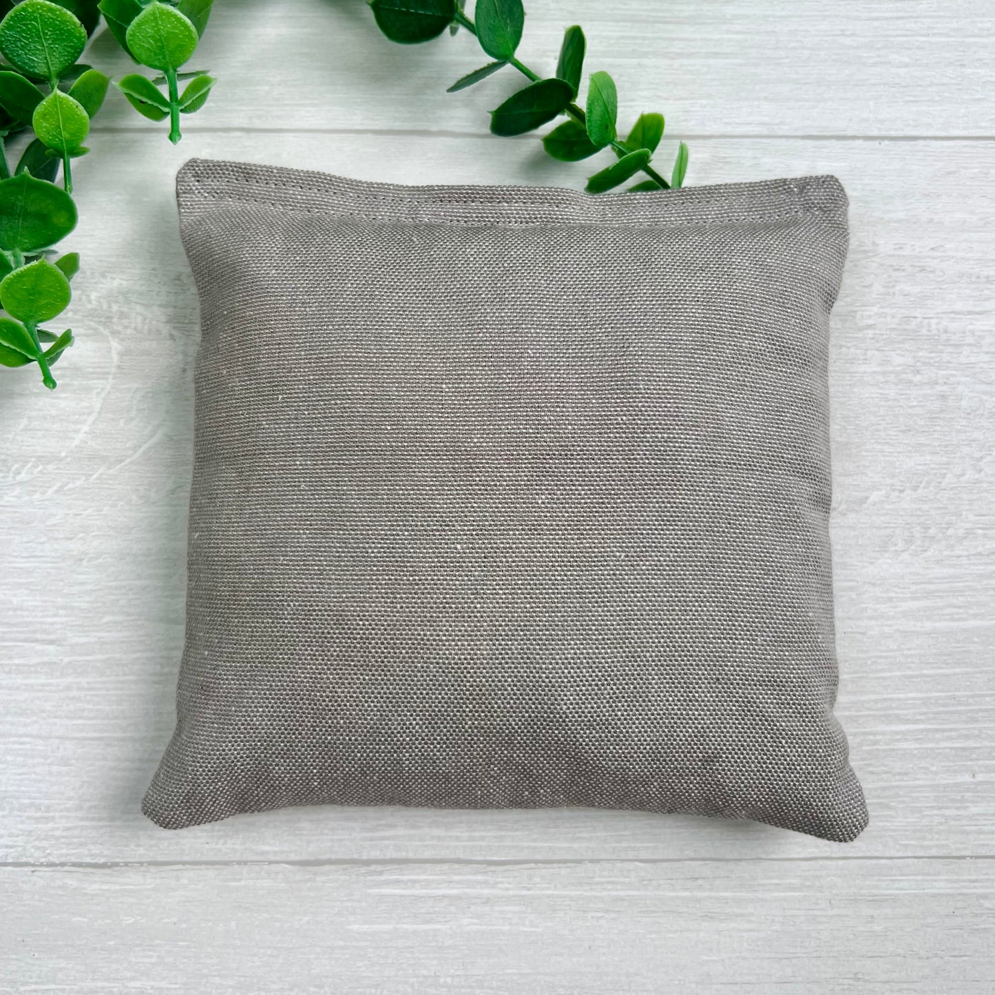 Gray Corn-Filled Cornhole Bags