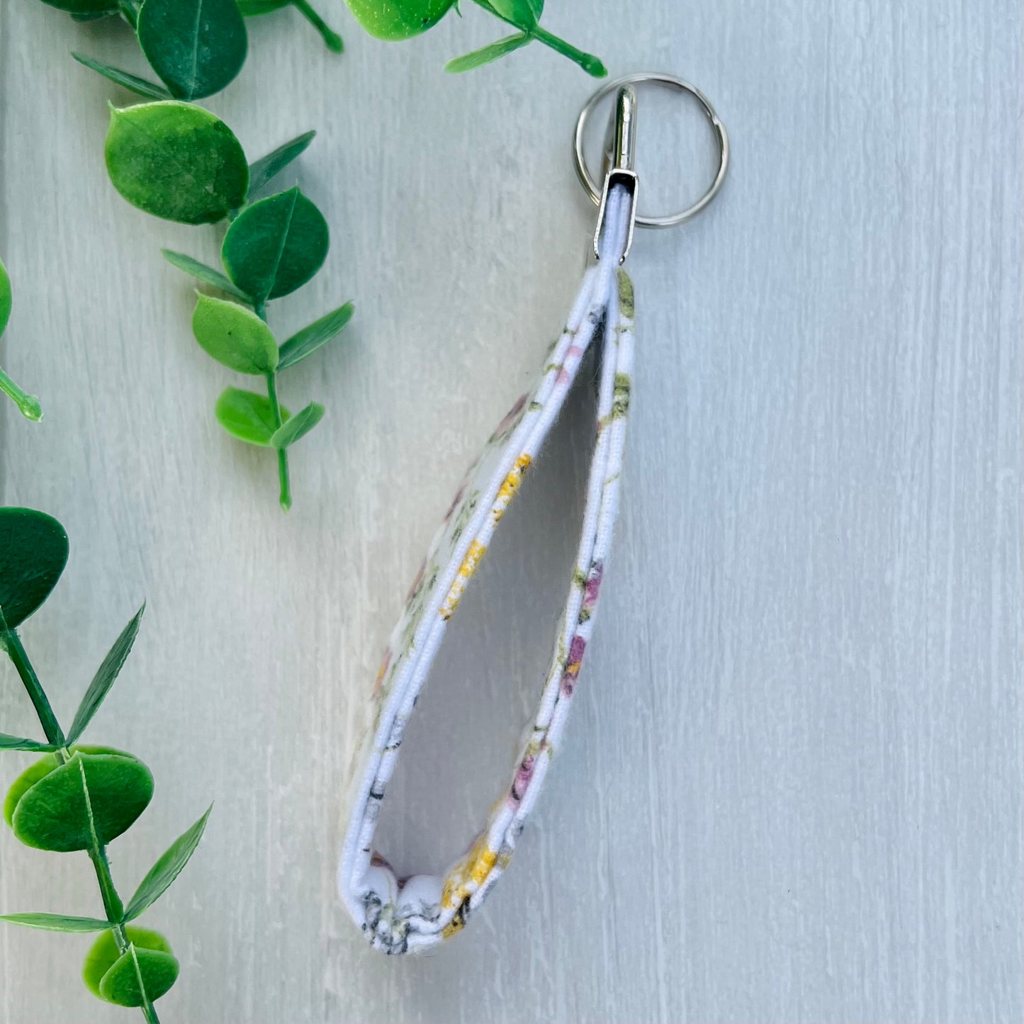 Vintage Floral - Fabric Keychain Handle