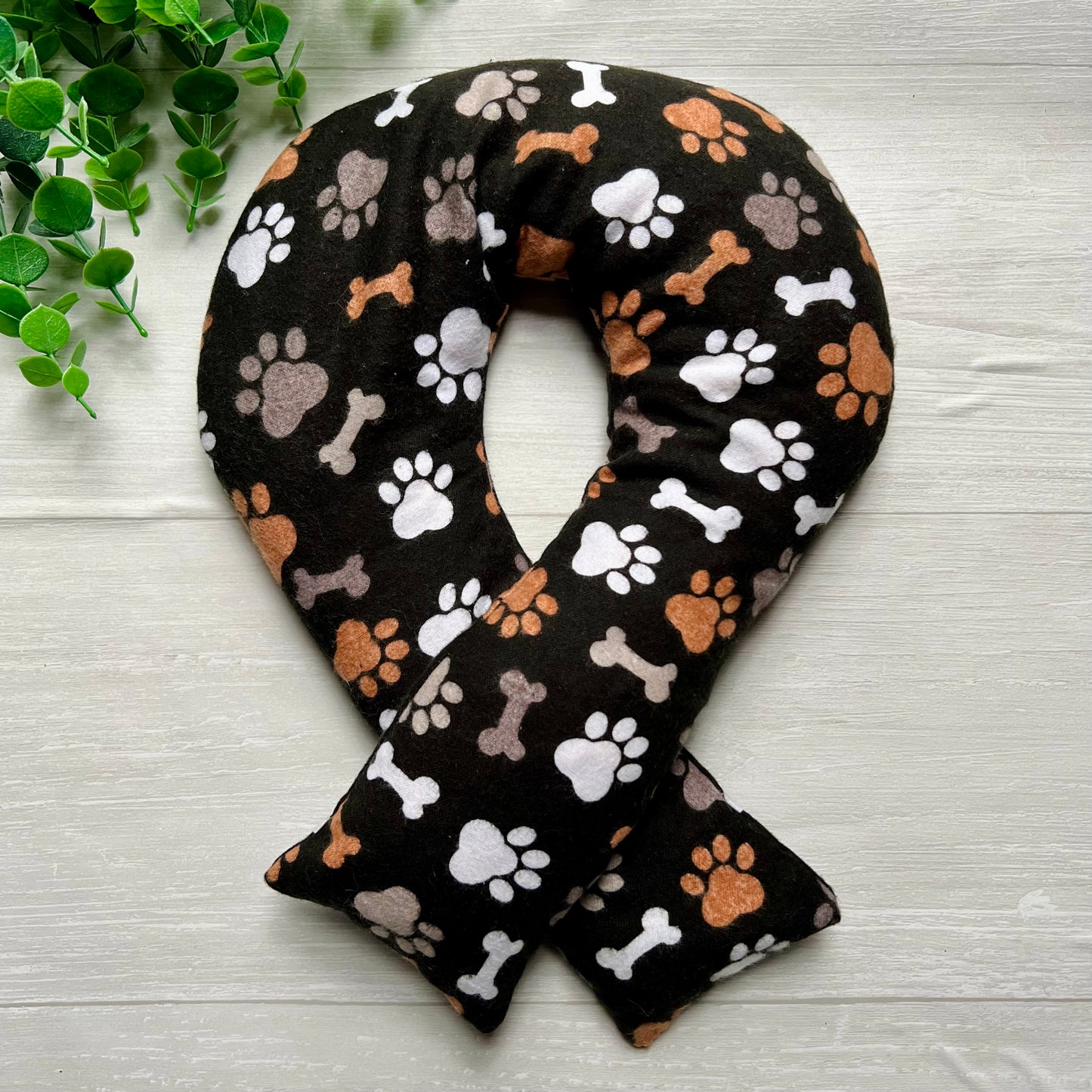 Paw Prints - Weighted Neck Wrap