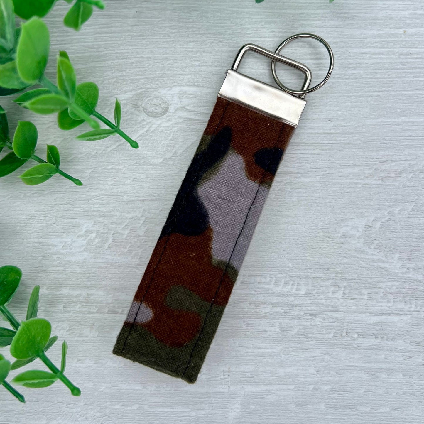 Camo Fabric Key Fob Handles for Easy Carrying | CrystalxClear Collection
